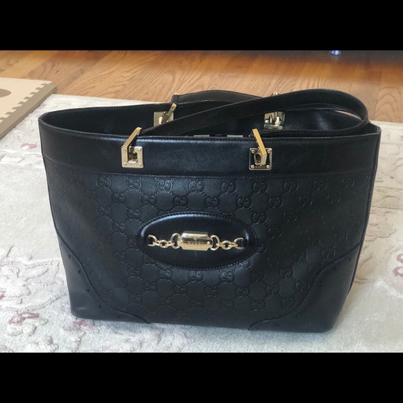 Gucci Handbags - (Sold) Gucci guccisima leather bag